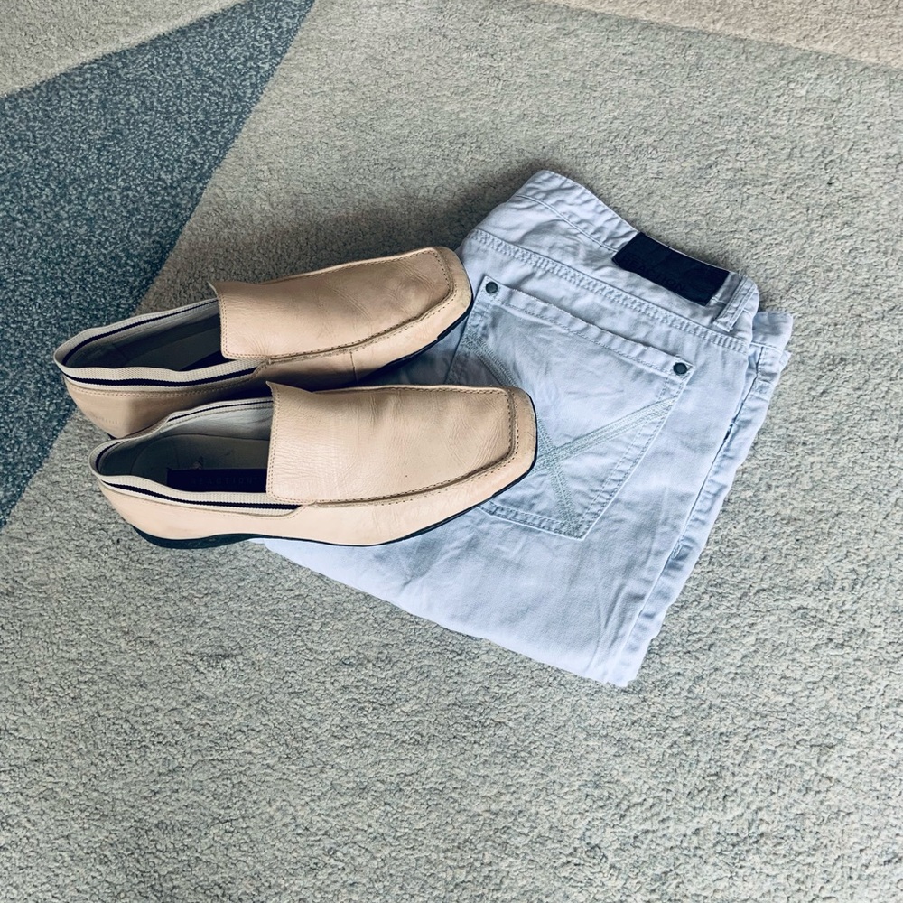 Kenneth Cole Reaction Light Blue Straight Leg Jeans